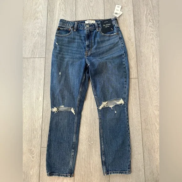 Abercrombie The Skinny High Rise Distressed - Curve Love - Picture 6 of 10